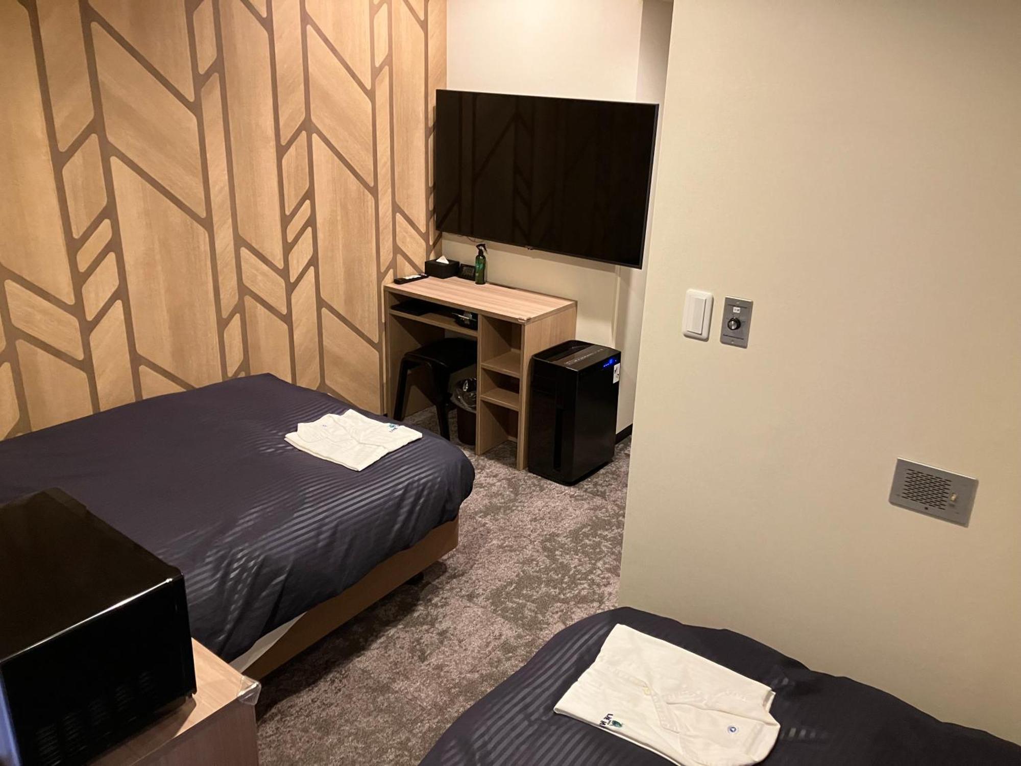 Hotel Livemax Mihara Ekimae Ngoại thất bức ảnh